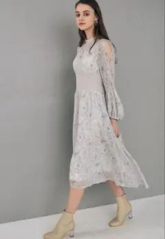 ＊ MERCURYDUO フラワーウエストリブ切替ワンピース ＊