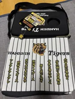 ［新品・未開封］阪神タイガース優勝記念デザインモバイルポーチ☆森下翔太選手 新品・未開封］阪神タイガース優勝記念デザインモバイルポーチ☆森下