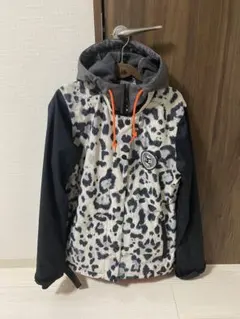 DCスノーボードウエア