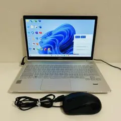 S204 富士通ノートパソコン i5タッチパネルSSD高速 Windows11 - メルカリ