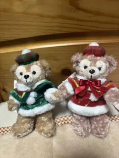 ダッフィー　シェリーメイ　コスチュームピンバッチ　クリスマス