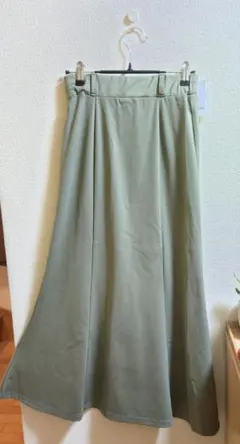 新品【アダストリア】「PAGEBOY」WLストレッチマーメイドSK 【タグ付き】のサムネイル