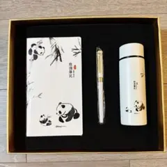 パンダデザインのステンレスボトルと文房具セットのサムネイル