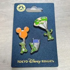 ディズニー　ピクサー　トイストーリー　グリーンアーミーメン　ピンバッジ