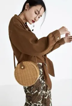 ZARA  かごバッグ