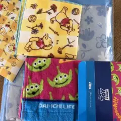 ディズニー　ガーゼハンカチ、フェイスタオル　ハンドタオル３枚セット