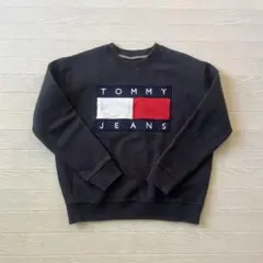 TOMMY JEANS 黒 裏起毛　クルーネック トレーナー