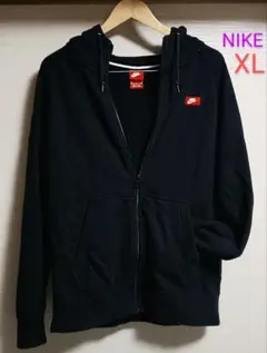 ★美品 NIKE レディース パーカー フルジップフード ビッグロゴ お早めに！