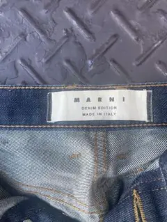 Item thumbnail for item 9017514c-9ca0-49e6-b8c8-a31161c85d5d