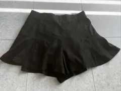 セシルマクビー＊ブラック ショートパンツ M