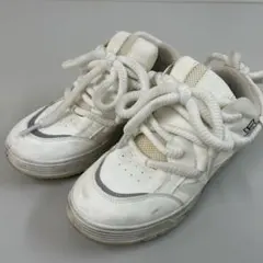 Item thumbnail for item 47dc8cb8-2062-4cc1-a74e-08cc725e3241