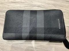未使用品 BURBERRY 長財布 アイコンストライプ チェック 236 - メルカリ