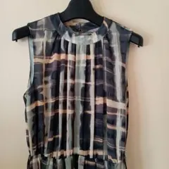 超美品★H＆Mエイチアンドエム★シフォン素材の上品エアリーロングワンピース