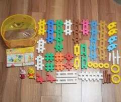 ​【パーツ完備】学研 ニューブロック くまのプーさんバッグ 指人形付き 知育のサムネイル