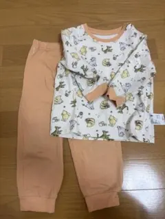 UNIQLO くまのプーさん 長袖パジャマのサムネイル