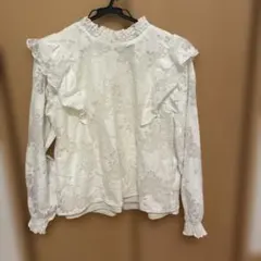 ハニーズフリルレースフリルブラウス
