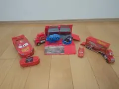 トミカ ライトニング・マックィーン トレーラーセット＋マックィーンのラジコン