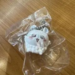 ちいかわ × くら寿司 コラボ キーホルダーももんが、