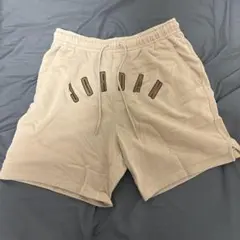 Jordan ベージュ ショートパンツ