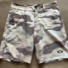 OAKLEY カモフラージュ柄 ショートパンツのサムネイル