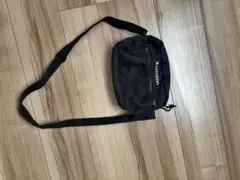CONVERSE ブラック ショルダーバッグ