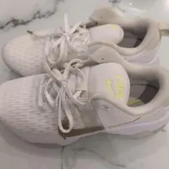 NIKE スニーカー FJ1589-100 24.5cm
