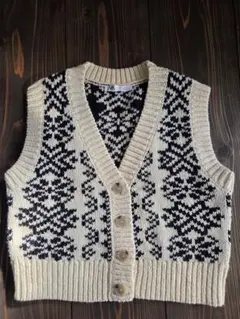 ZARA ノルディック柄 ニットベスト 　USA S サイズ