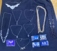 ネックレスとイヤリングのセット14点売り