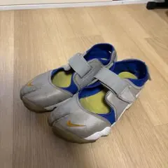 廃盤！ NIKE エアリフト スニーカー グレー メタリックシルバー 26cm