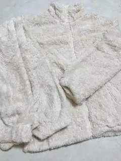 あったかフリース上下セット　ふわもこシンプル ルームウェアかわいい　フリーサイズ