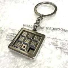 キーホルダー VAULTROOM PADLOCK KEY HANGER vaultroom PADLOCK KEY HANGER - メルカリ