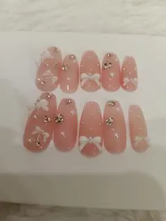 Item thumbnail for item 275ce328-f63d-49db-815e-3ea6c1a8fbe5