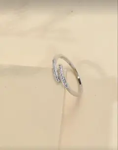 シルバー ダブルライン リング クリスタル装飾