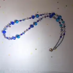 青色のベネチアガラスのロングネックレス