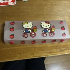 平成レトロ　サンリオ　ハローキティちゃん　筆箱　ペンケース