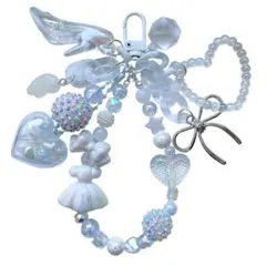 ビーズストラップ クリア 白 ハイヒール じゃらじゃらキーホルダー