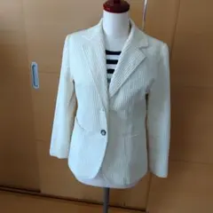 Item thumbnail for item 7e972e98-4771-4fc5-889a-81f79ca0389d