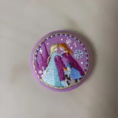 ディズニー刺繍缶バッジ アナ雪