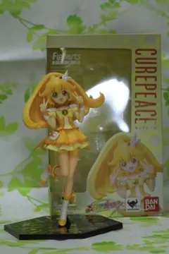 バンダイ Figuarts ZERO キュアピース フィギュア
