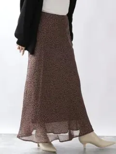 新品 ローリーズファーム アニマル 切り替え フレアスカート (レオパード)