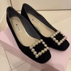 ⭐︎専用⭐︎ダイアナ　パールモチーフ付　パンプス