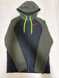 Nike フルジップパーカー オリーブグリーン/ブラック