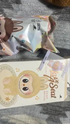 ハブアシート ラブブ ポップマート POPMART Have A Seat