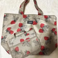 KALDI いちごバッグ　2022