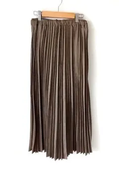niko and... フェイクスウェード　プリーツスカート