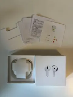 AirPods 4 ANC非搭載　両耳、ケースあり　箱あり