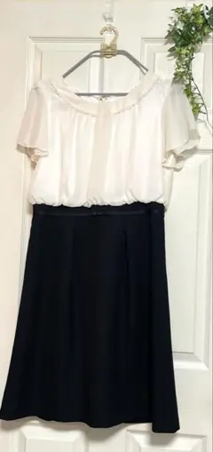 フォーマル　上品なドッキングワンピース　シフォンフリル袖　入社式　入学式　卒業式