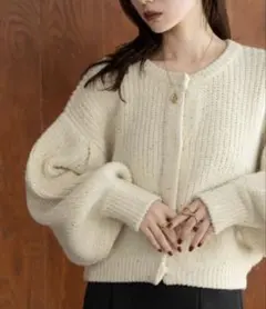 2025年最新】スパンコールニット hinariの人気アイテム - メルカリ