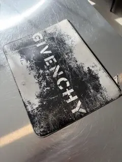 GIVENCHY PARIS クラッチバッグ