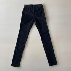 GU スキニージーンズ